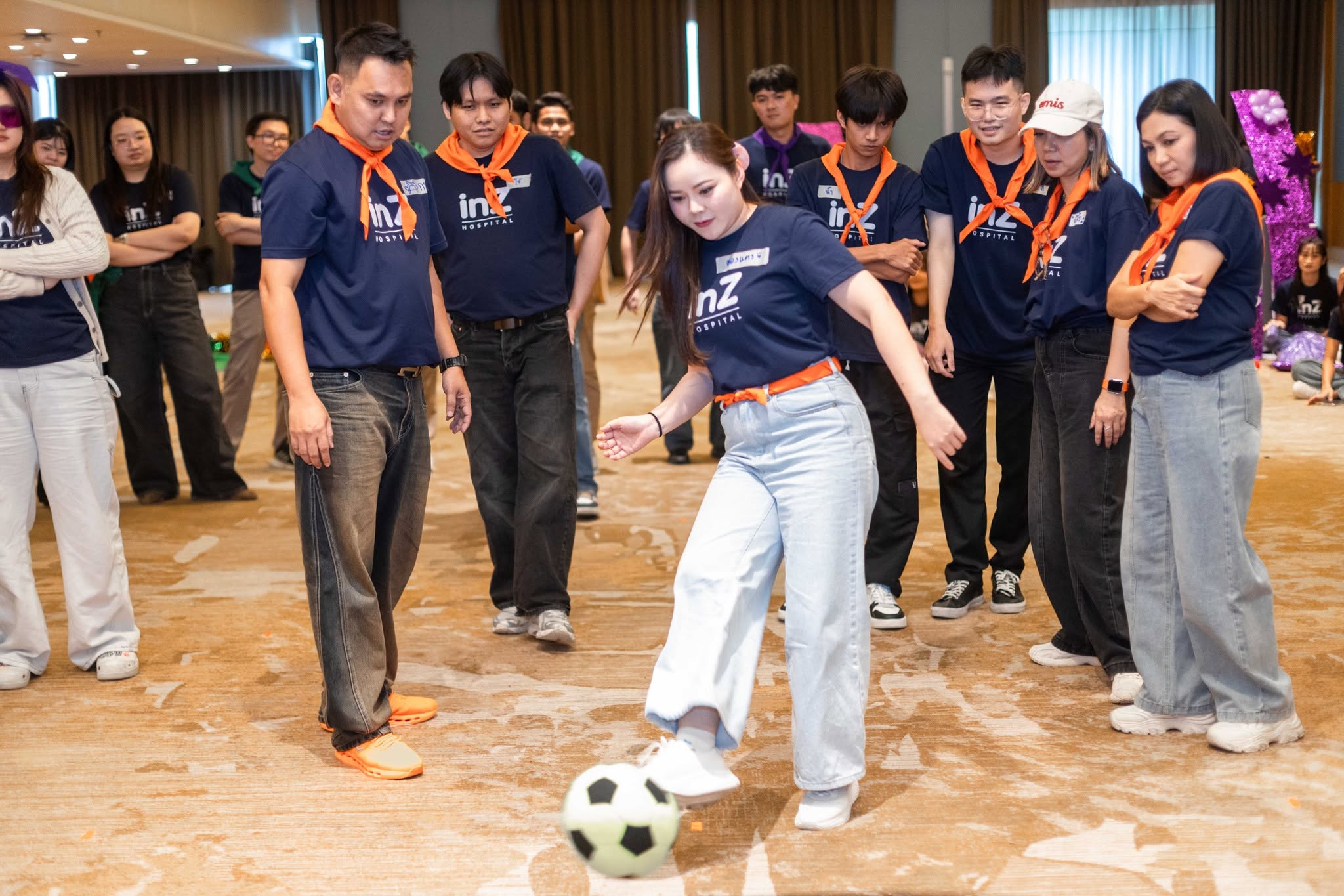 inZ Hospital Giant Ball activity